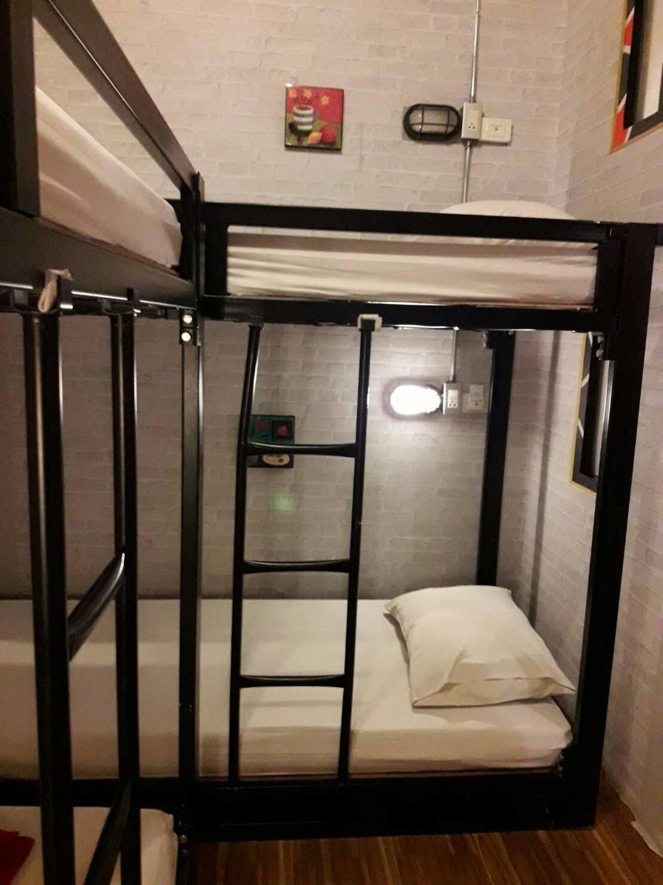 Bed Bangkok Hostel Εξωτερικό φωτογραφία