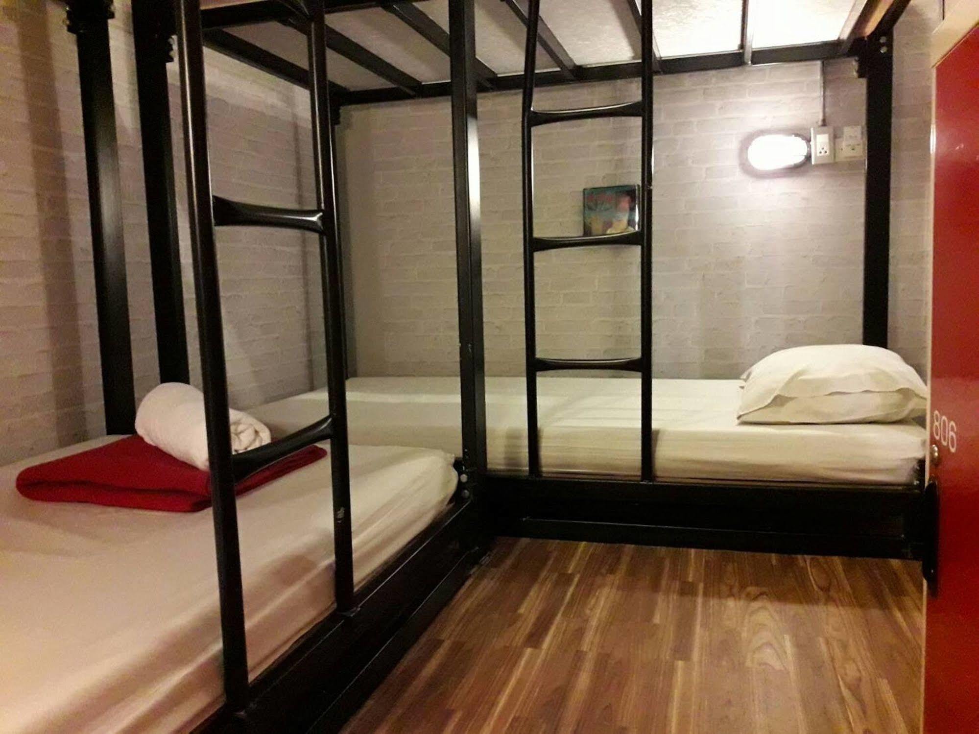 Bed Bangkok Hostel Εξωτερικό φωτογραφία