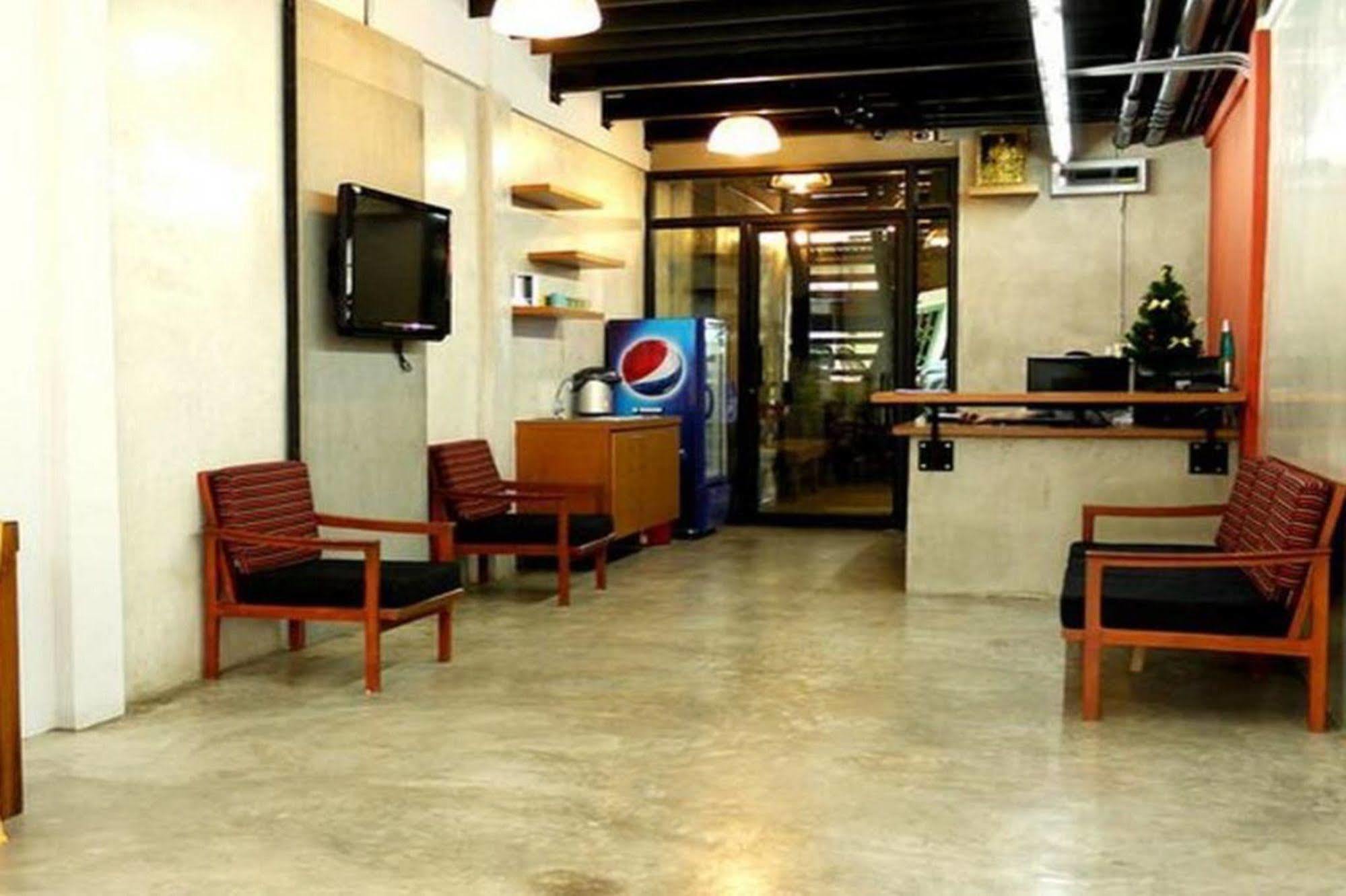 Bed Bangkok Hostel Εξωτερικό φωτογραφία